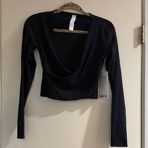 lululemon athletica Black Long-Sleeve Wrap Crop Top